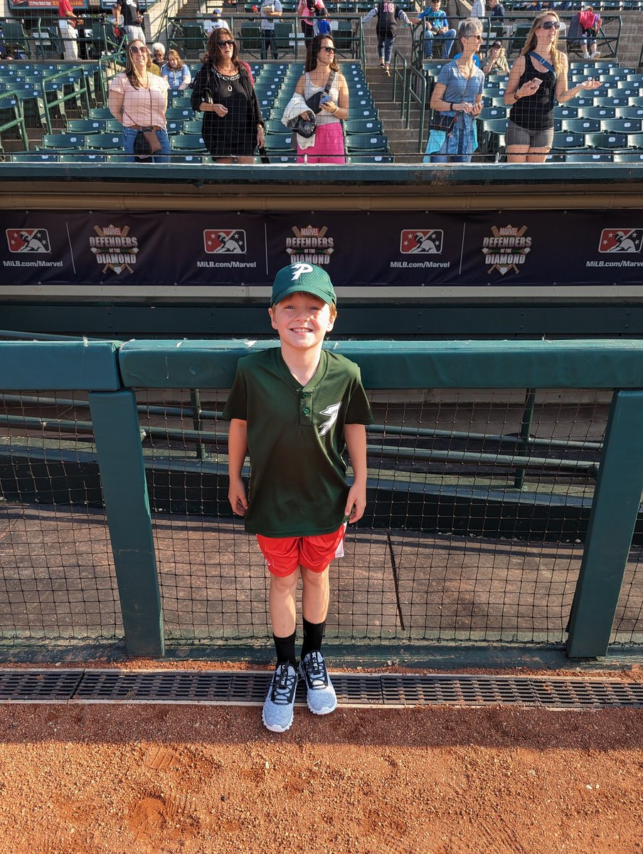 MrsJmsRvrs's tweet photo. Thank you @RocRedWings for inviting Penfield Little League to Innovation Field! #rocthesummer #littleleague #baseball https://t.co/SrKztRbiOh