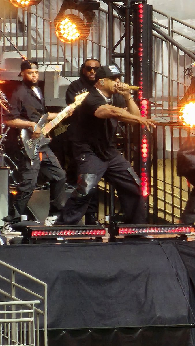 Today @llcoolj stands for 'Lions Love Cool James' @bcplace #BCLions @homeopener