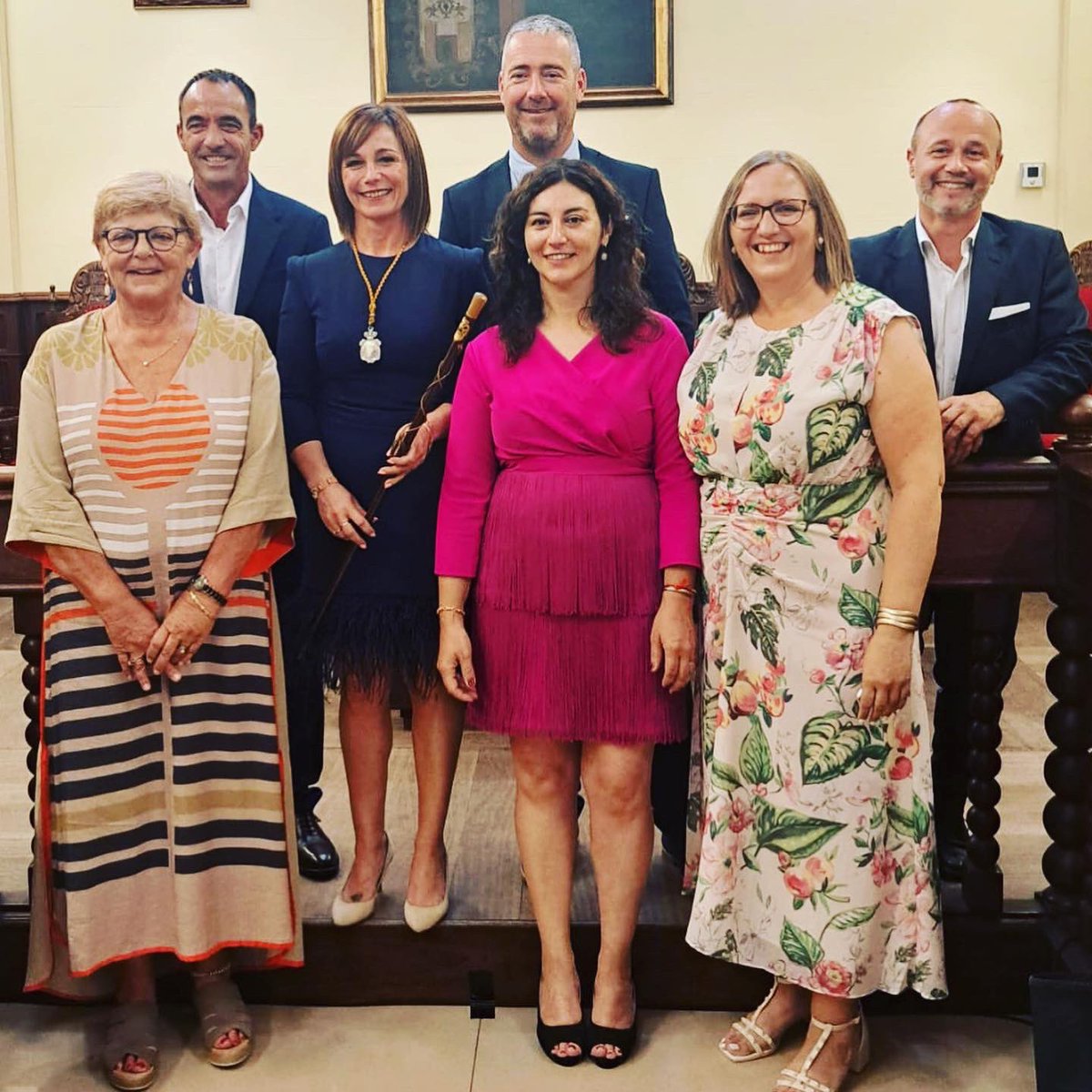 PpAlcudia's tweet photo. Felicitacions a la nostra nova batlessa i als nostres 6 regidors per aquest emocionant capítol en la història d’Alcúdia! Començam a fer feina junts per a aconseguir grans coses!
#Resultats28M #TrabajandoJuntos #UnFuturoMejor #alcúdia #finalinaresalcaldesa #batlessa https://t.co/KrSWvi36pM