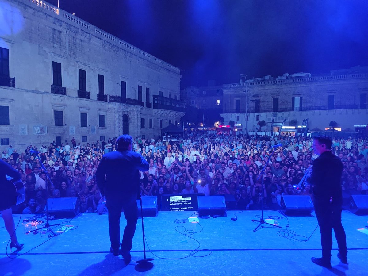 russellcrowe's tweet photo. Malta .
So much fun.
Thank you.

Next stop Catanzaro ! https://t.co/31wV90dW5F