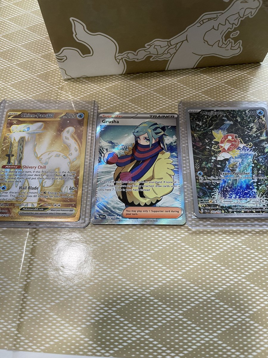 Simmxns's tweet image. Hits from my only PE ETB 🤷 not too bad I guess