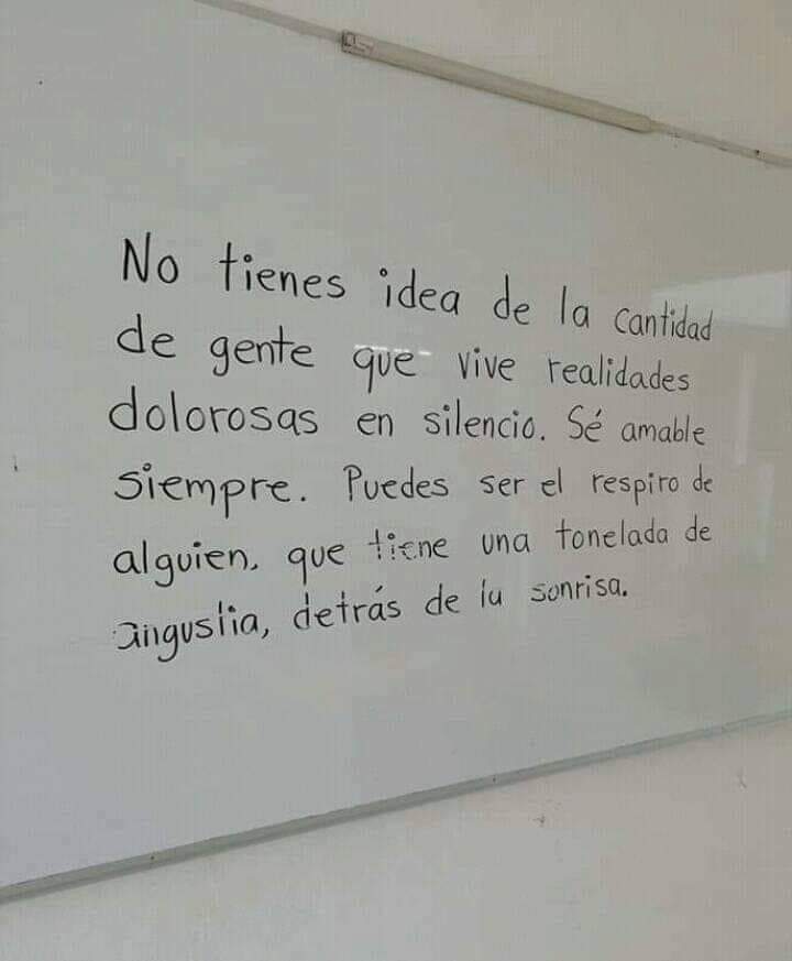 En_jupiter_'s tweet photo. Se amable. https://t.co/ayBIVk3DwL