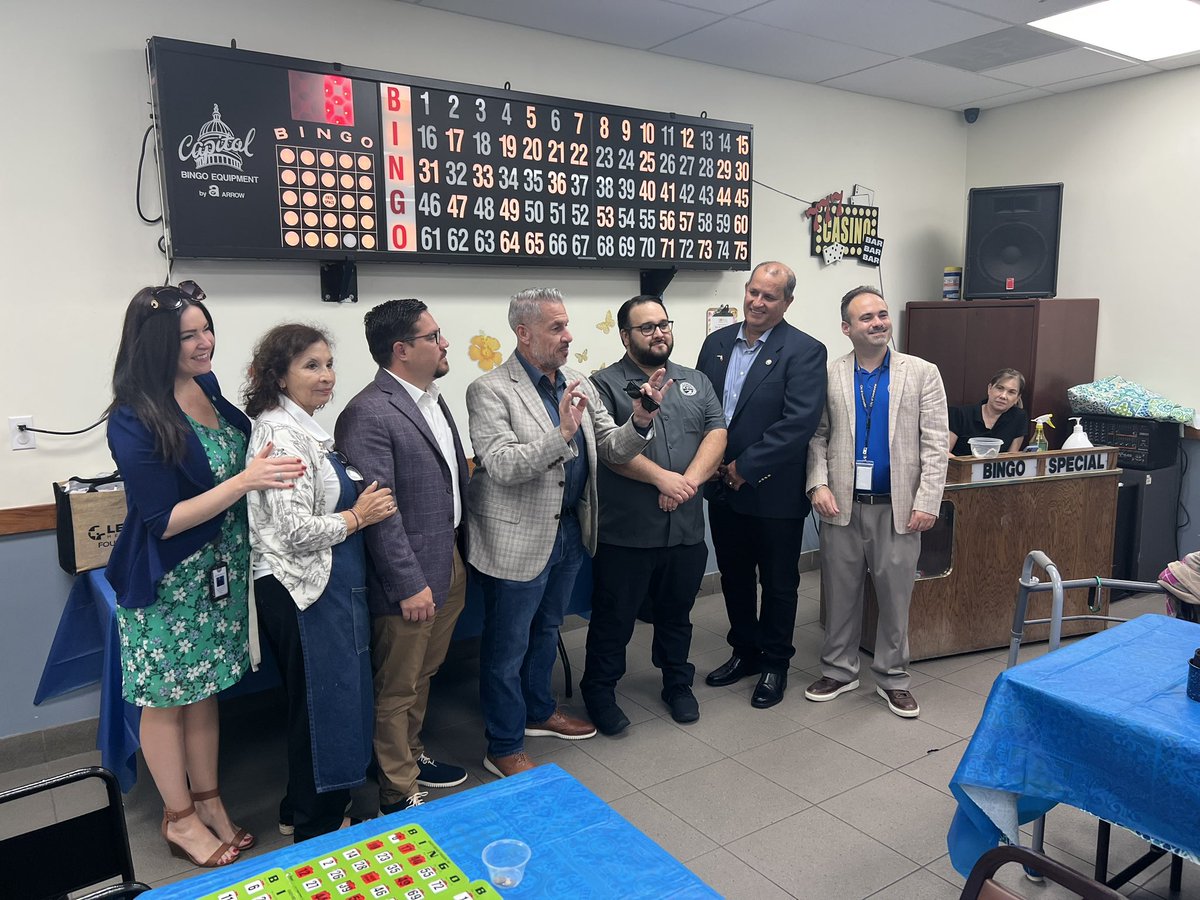With our Mayor, Commissioners and Police Command Staff Celebrating Father’s Day at our Senior Center!
There was plenty of puerco asado, Dominós, bingo and dancing for everyone! We greatly appreciate all the fathers and grandfathers of our community!