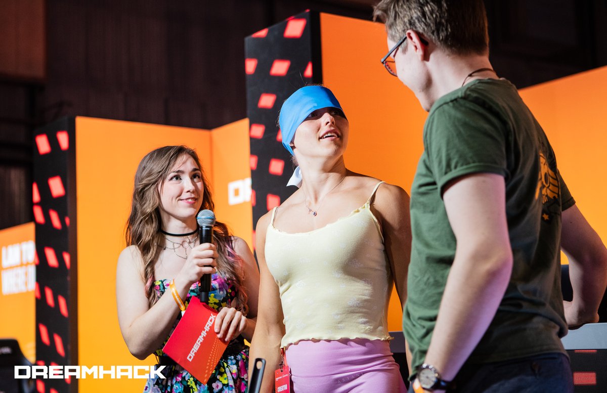 DreamHack's tweet photo. On your marks. 
Get set. 
Decorate!

#dhsummer 🍰 The Great Creator Bake Off https://t.co/6tROBoDhei