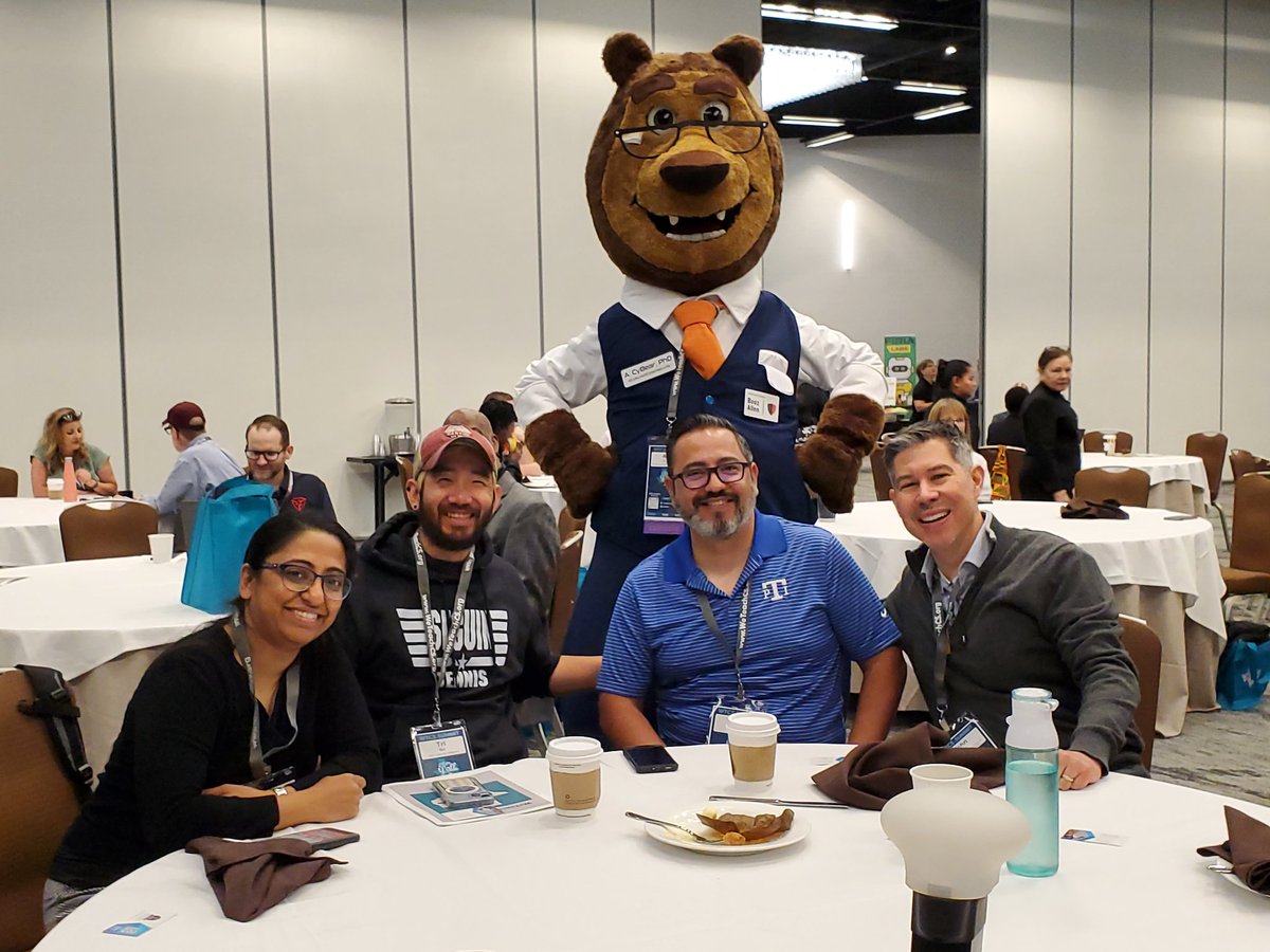 Thank you to @WeTeach_CS for inviting me out to your educational summit! #cs4all