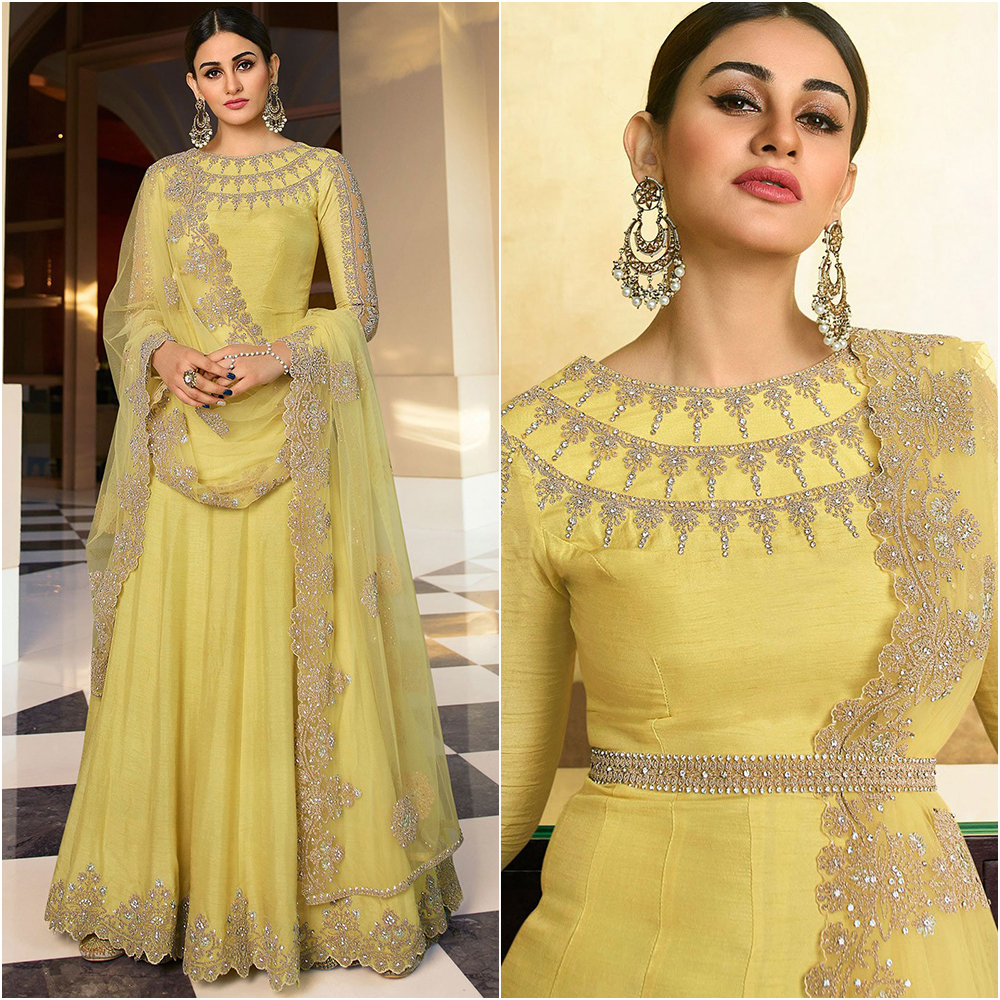 panashindia's tweet photo. Allure the ambiance like no other with the enchantment that this serene anarkali evokes with its radiating hue and exquisite embellishments, perfect pick for a poised celebratory appearance!

Shop Now: https://t.co/Sd8L42ToH5 

#yellow #Anarkali #PanashIndia #EthnicFashion https://t.co/tjC3JnUnBM