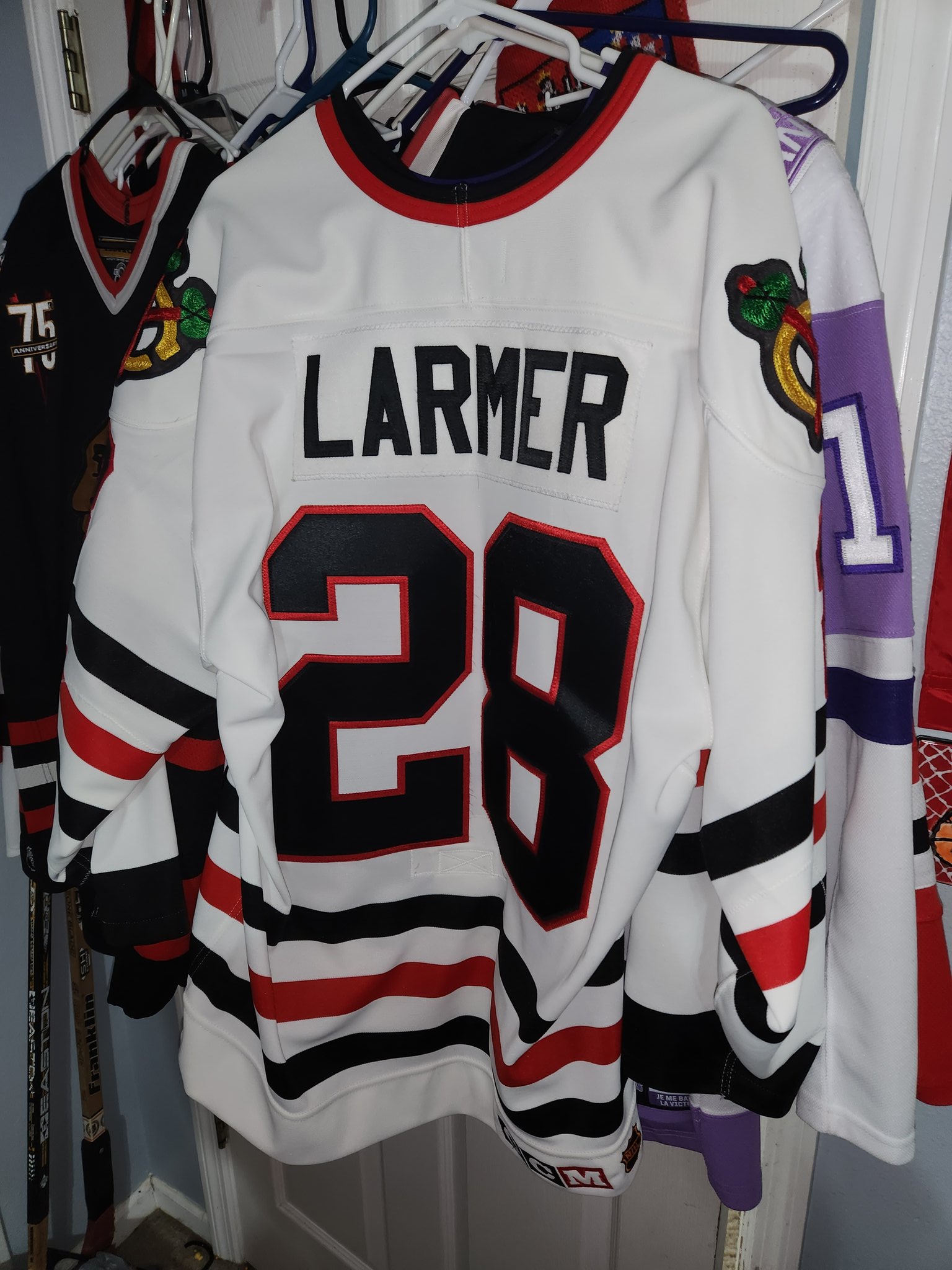I know I\m late but I still can say Happy Birthday to the great number 28 Steve Larmer.  