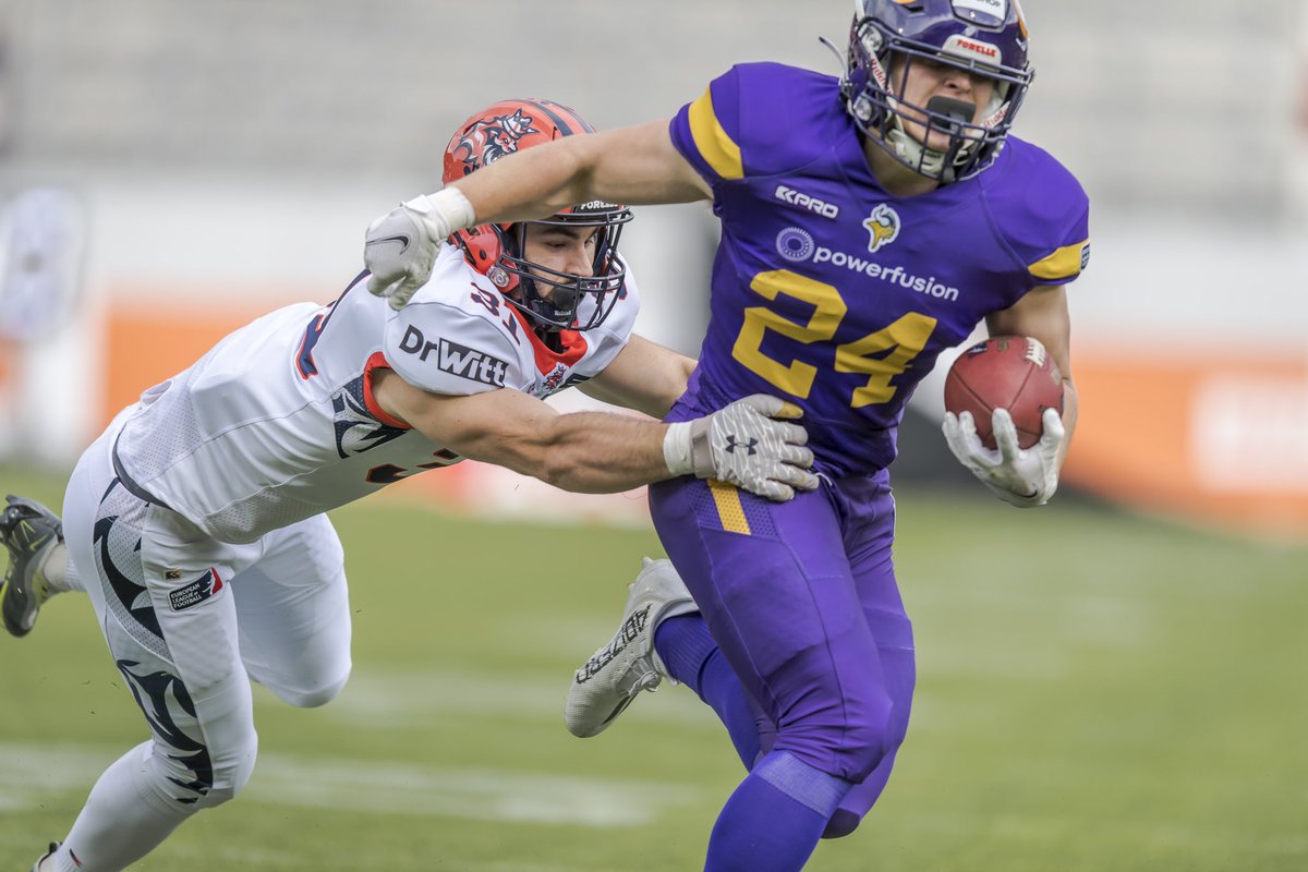Vienna Vikings (@viennavikings) on Twitter photo What A First Half here in #Vienna!
Thanks to 6854 INCREDIBLE fans! πππ
πΈ <a href="/HJirgal/">hannes jirgal</a> | <a href="/ELF_Official/">European League of Football</a> What A First Half here in #Vienna!
Thanks to 6854 INCREDIBLE fans! πππ
πΈ <a href="/HJirgal/">hannes jirgal</a> | <a href="/ELF_Official/">European League of Football</a>