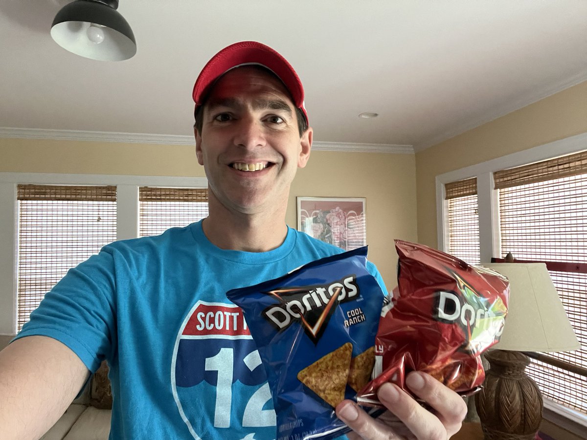 theleftyhook's tweet photo. @FishBowlMerch @JohnBoschFF @DynastyOuthouse @BobGilchristFF @Stephen_Roto @CantALoupe_FF @ScottFish24 @CrystalBosch20 @chloe_bosch17 @Carter_Swimmer #SFB13 https://t.co/SRFZ2KEvtC