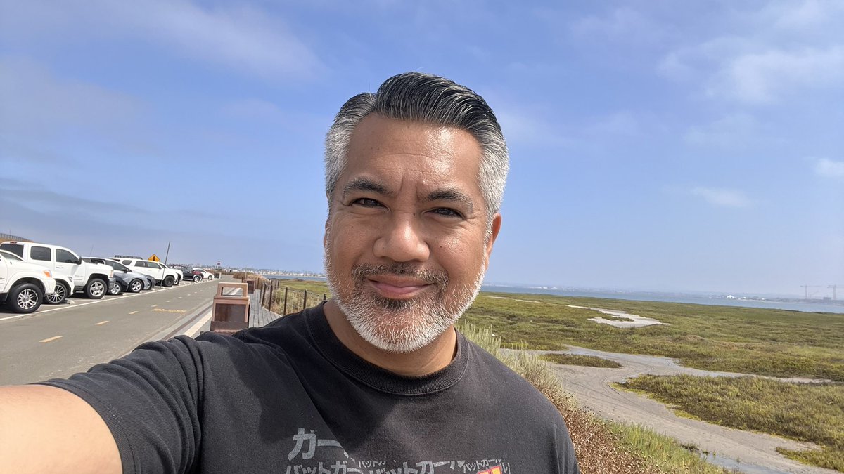 AaronNabus's tweet photo. Morning 4 mile walk…done!
Hope you get a chance to be active today!
Think I might get more steps and enjoy the San Diego sun! ☀️
#ComicConFit #GoMoveToday #Walk #Walking #SanDiego #SunnySanDiego #ImperialBeach #SilverStrand https://t.co/AgIUeNJEcM