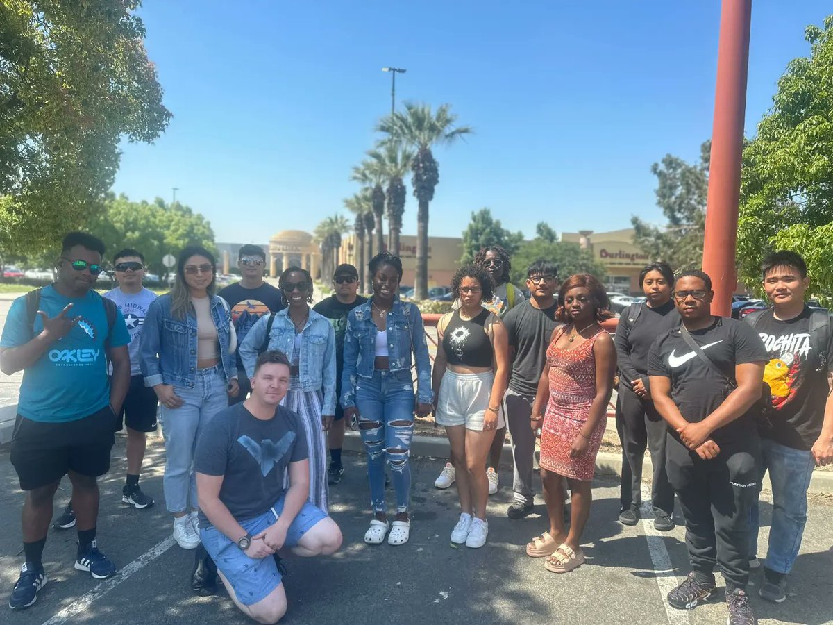 BOSSFortIrwin's tweet image. Today Fort Irwin BOSS soldiers are enjoying a quality of life day at Ontario Mills Mall, getting to see a movie, eat some food and getting to do some shopping today is a nice day to get off post and out of the barracks!
#peoplefirst #singlesoldiers #beallyoucanbe