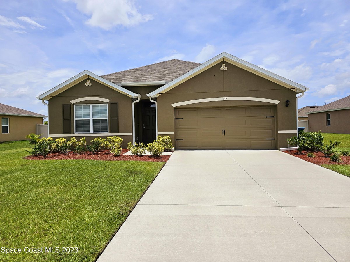 See a virtual tour of one of our newest #listings 417 Guinevere Drive SW #PalmBay #FL  tour.corelistingmachine.com/home/7DZ9TK  RE/MAX Aerospace Realty