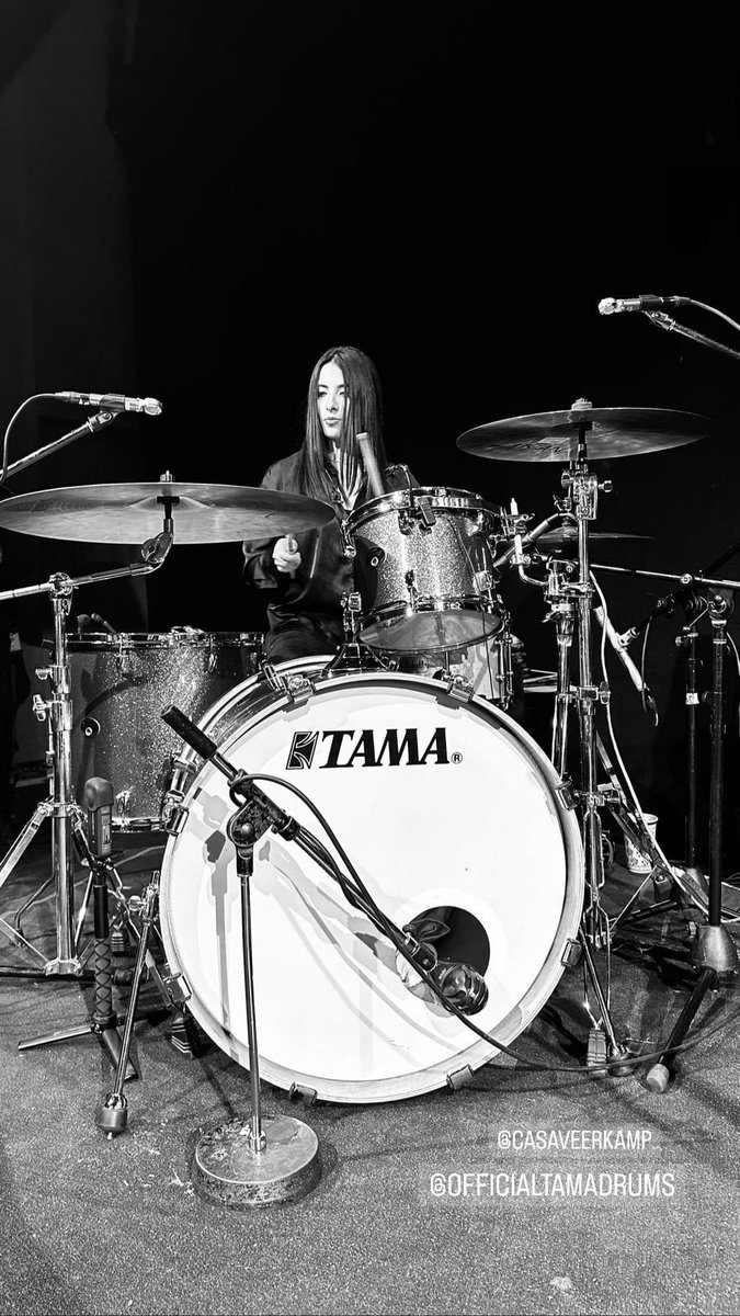 SurfSecretAgent's tweet image. Feliz Cumple Alis!