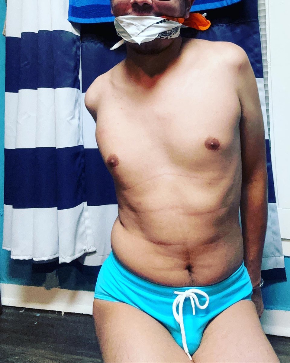 boywondergagged's tweet photo. Did a stuffed bandanna gagged. And just struggled for awhile. #menboundandgagged #menbound #mengagged #meninspeedo #malebondage #selfbondage #bandannagagged https://t.co/0n9oAoST1g