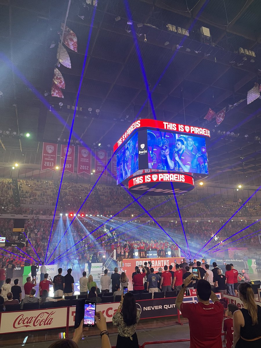 the right way to use lasers 🤷🏼‍♀️