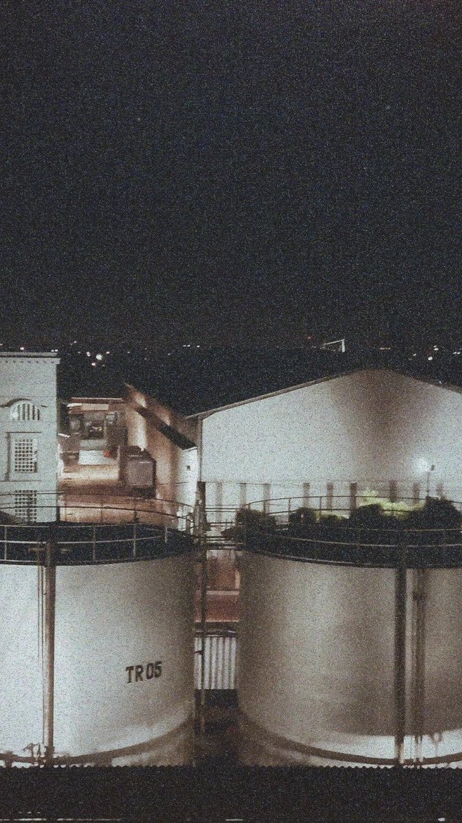 chalidd's tweet photo. Tempat berteduh malam ini. https://t.co/ewaj0JSMB9