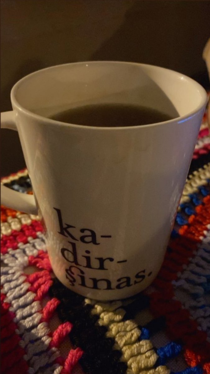 Çay var ıçersen 🥰