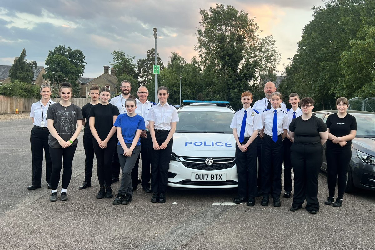 cambsvpc's tweet photo. #StNeotsVPC have this week welcomed our new cadets 👮🏻‍♀️ 👮🏼 we look forward to teaching them all about cadets &amp; policing https://t.co/sA0sNhqatR