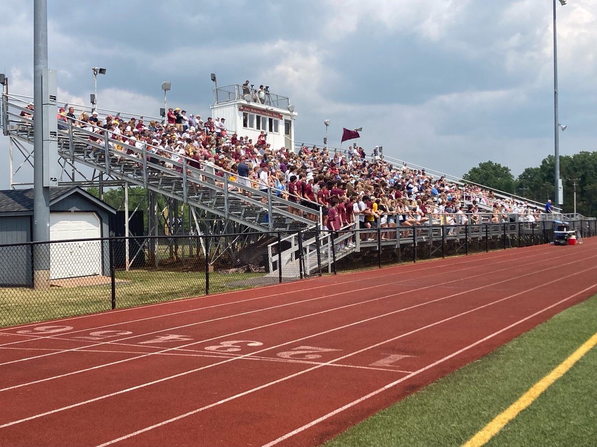 Last-man-standing KIRST CUP not important in NJ lacrosse? 

Try telling that to these people. 

Mountain Lakes coach Tim Flynn snapped this pic among the other 3,014 things he did to make this tournament happen.
⁦<a href="/RHSBOYSLACROSSE/">RHSBOYSLACROSSE</a>⁩ ⁦⁦<a href="/HilltopLax/">Summit Lacrosse</a>⁩ ⁦<a href="/MLBTLax/">Lakers Lacrosse</a>⁩