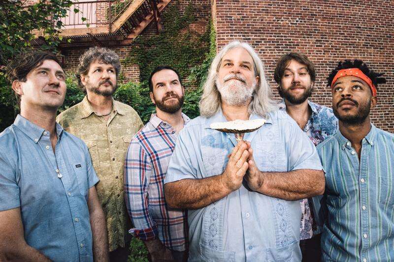 Listening to 'Grass Roots', Leftover Salmon.

@LeftoverSalmon #LeftoverSalmon #jamband #bluegrass #rock #Colorado