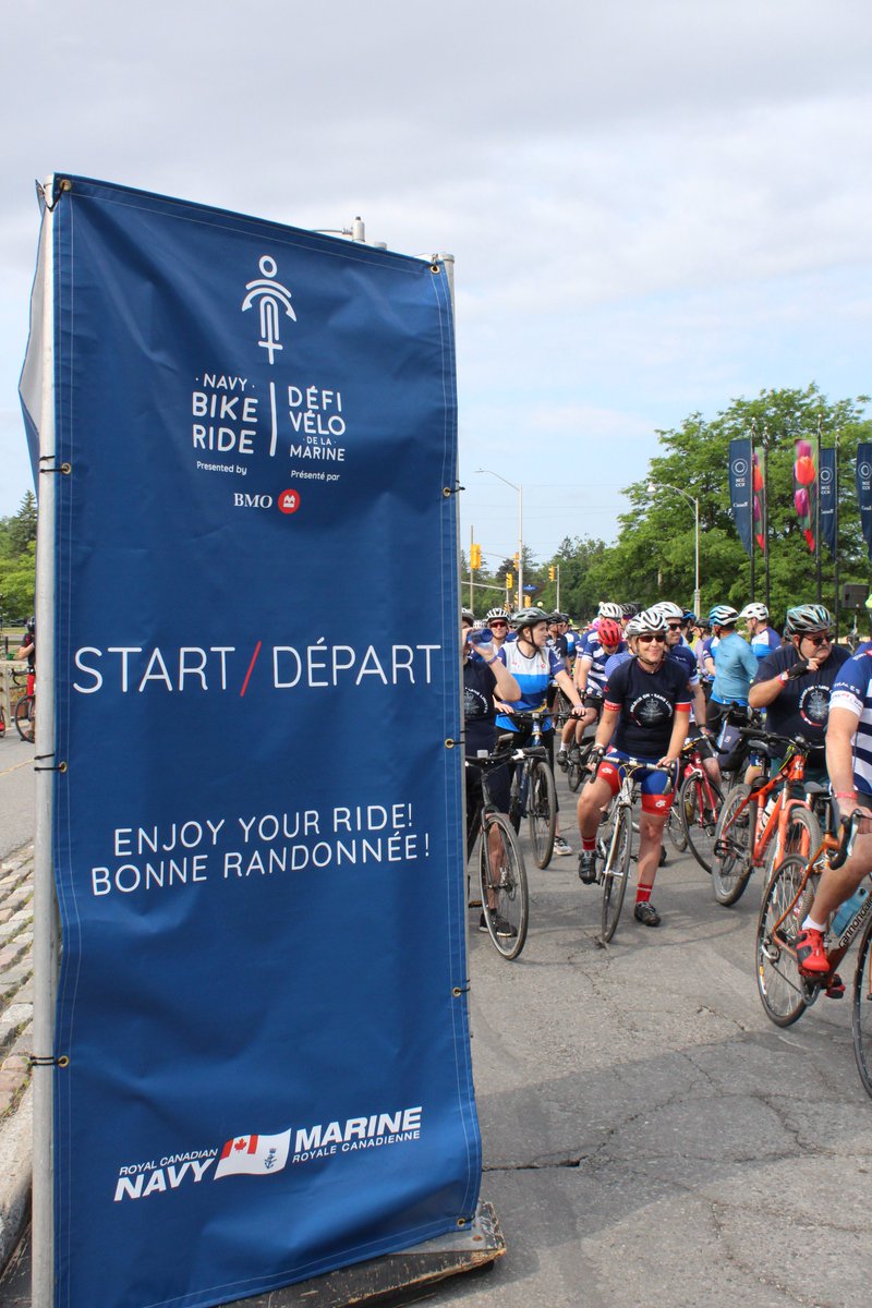 RoyalCanNavy's tweet photo. Ottawa! You came through! Over 400 participants rode together as #OneNavyStrong this morning - making waves along the Rideau Canal in our Navy blue! We cheered on so many including an 86-year-old veteran, children, the Chief of Defence Staff and the Commander of our Navy. 1/2 https://t.co/cIWXFXJAQM