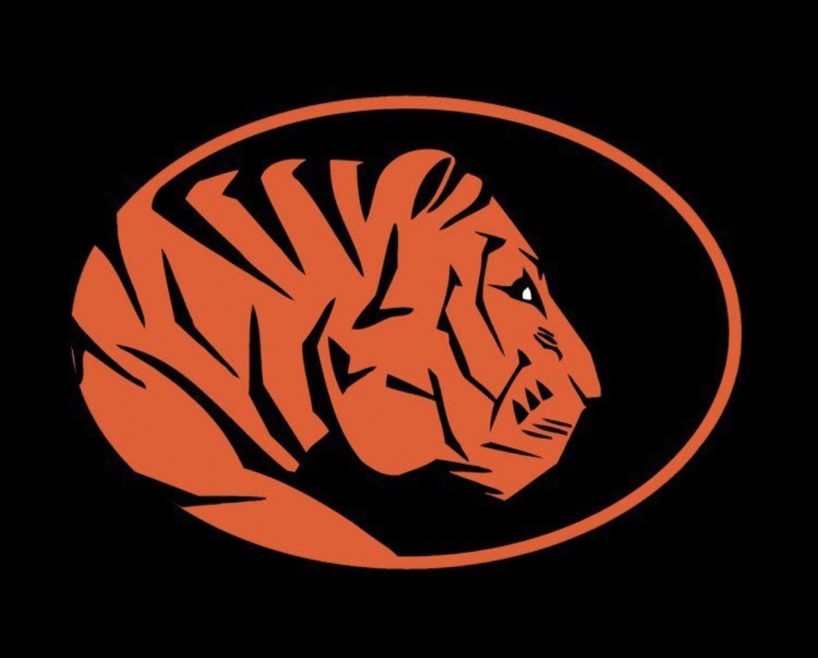 DMarshall04's tweet photo. #AGTG after a GREAT camp and conversation with @CoachTHendrix I’m blessed to say I have received my SECOND offer from East Central University 🟠⚫️🐅 @CoachShaw_Jake @LitrentaJohn @ECUTigersFB @CoachReed_ @HScarJr2 @UnionFootball @recruit_unionfb https://t.co/btDCINTTYO