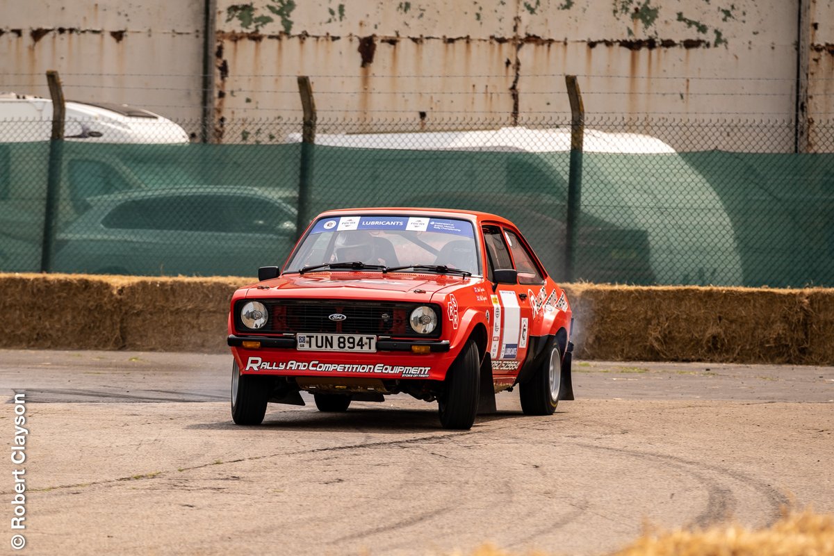 Robert Clayson tweet media