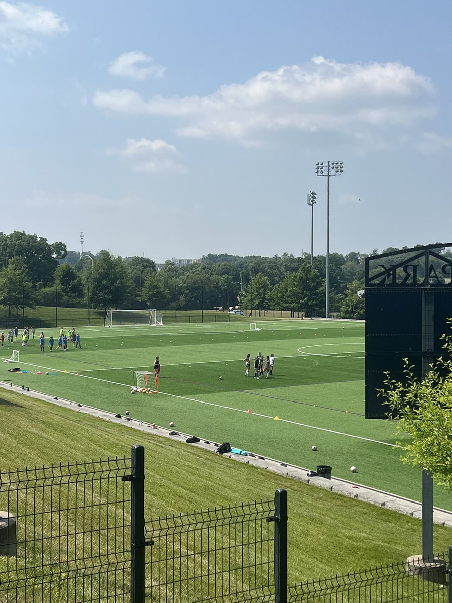 Thank you <a href="/JMUWSoccer/">JMU Women's Soccer</a> for an amazing camp today! 
<a href="/kettlerunsports/">Kettle Run Athletics</a>