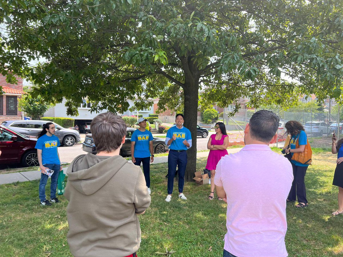jessicaramosqns's tweet photo. We need people who understand what our neighbors are going through at the helm. 

That’s why I’m proud to be out with @BaeforQueens on the first day of early voting. We can flip this council seat with Chris as our Democratic nominee. https://t.co/VKKpk5mZ5r