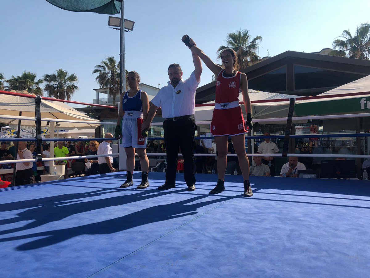 FPIBoxe's tweet photo. 3 GIORNATA DELLA KERMESSE NAZIONALE di #GYMBOXE 
🥊 🇮🇹🏆 Campionati Italiani Gym Boxe 2023

📅 15-18 Giugno 
🏟 Fermo - Pala Savelli 

#fightNEWS #GYMBOXE #boxer #boxing #pugilato #amatoriale #championships #Campionati #PrePugilistica https://t.co/6dmTsUpcKI