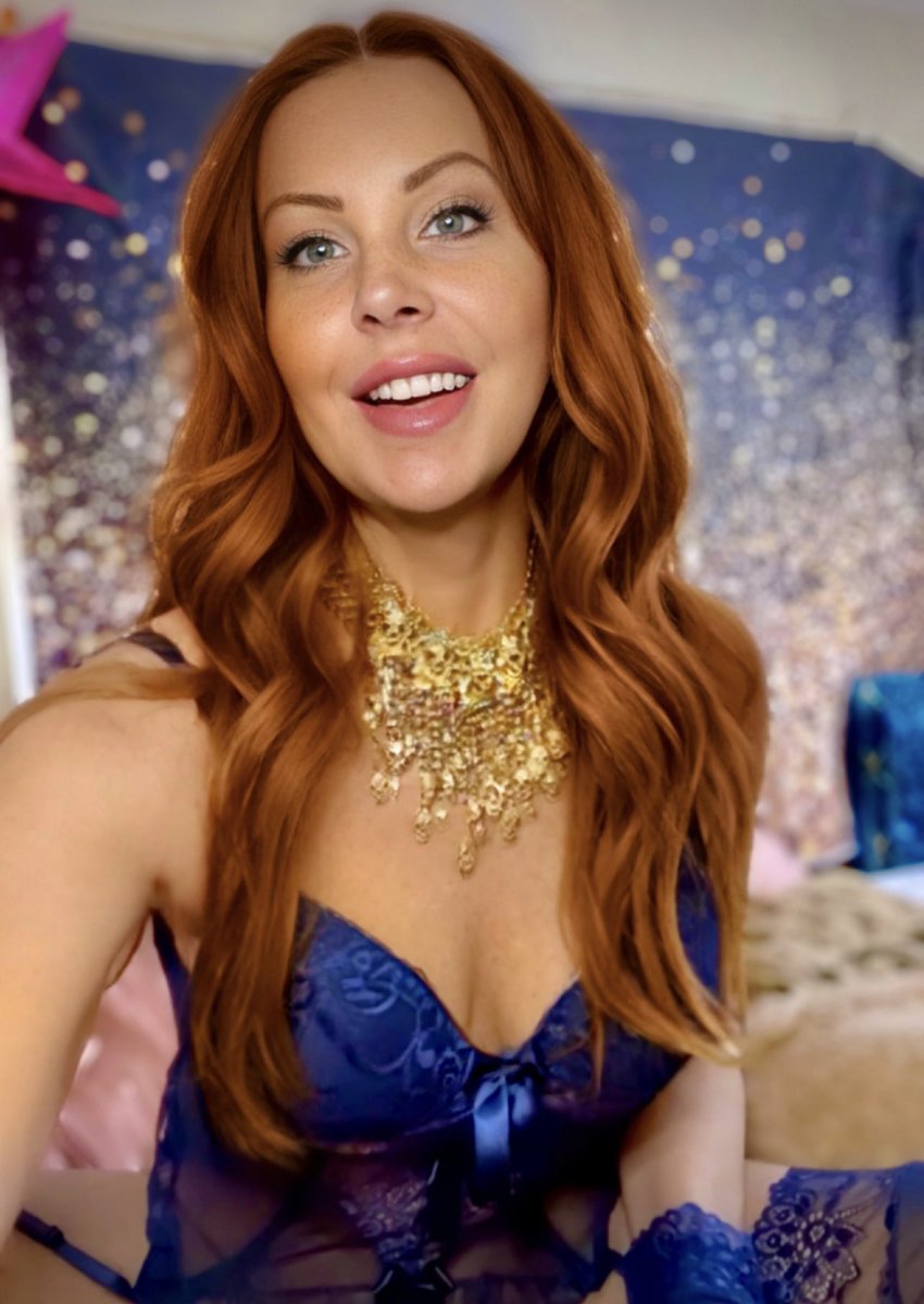 Mrs. Robinson on Twitter: "RT @Me_A_Beliver: 💗📷💚 @MrsRobinsonXo 💗📷💚"