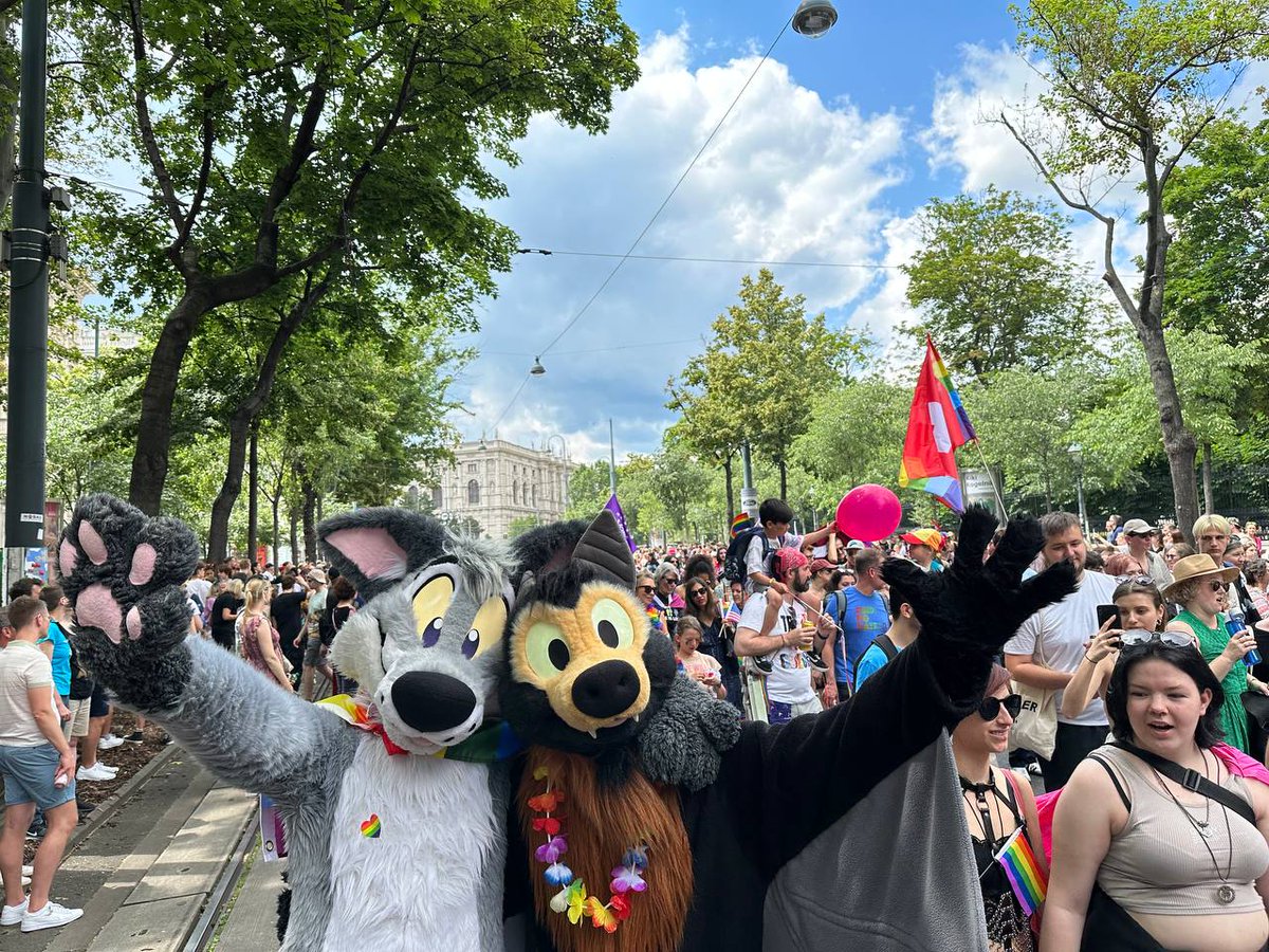 karpour's tweet photo. Tabbie and @BaseballTheBat had a blast at #ViennaPride! https://t.co/CdNM2YCk5D
