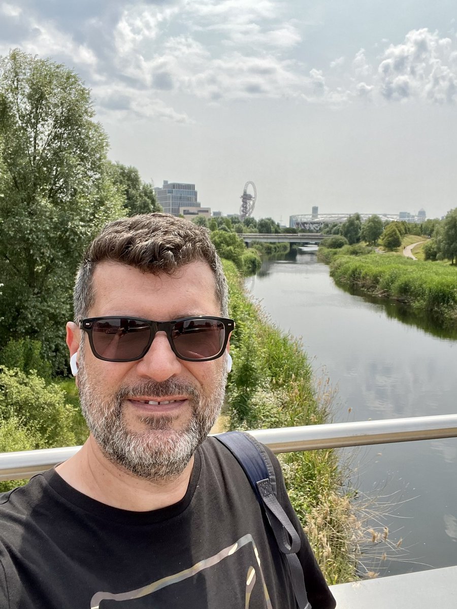 I received my shoelaces from <a href="/DiabetesUK/">Diabetes UK</a> today and I decided to go to the Olympic Park today for my training.