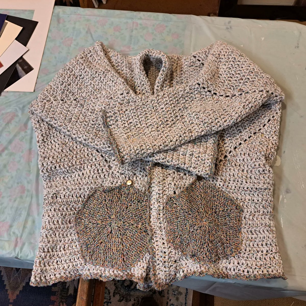 takeofthetiek's tweet photo. #OneOfAKind #crocheted #sweater!🧶

Made in #TetonValley by me!

Only available tonight at The John Brian McLaren #Aviation #Scholarship #Award Silent Acution at the West Side Yard!

Women's L/XL

#craft #handcrafted #makingforapurpose #yarn #brown #crocheter #🧶 #Idaho https://t.co/lhACtTaT8d