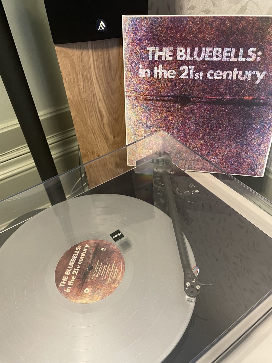 🎧Saturday Night Empty 🎧

🎸Next up from @LNFGlasgow it’s The Bluebells - mainly to remind me how good the gig at St Luke’s was! The  new album was well worth the 39 year wait 🎸

@R0Poem @dvdmcc @urbancrofter62 

#thebluebells #LNFG #Glasgow