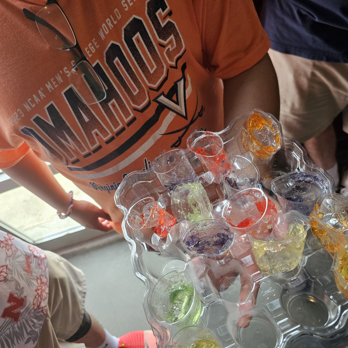 rdaisygal's tweet photo. @HoosFootball 20 more on the Hoos! We are coming back! #OmaHoos #1186 @CWSShotBoard #LetsGoHoos #mcws #CWSOmaha https://t.co/4pPovdksCm