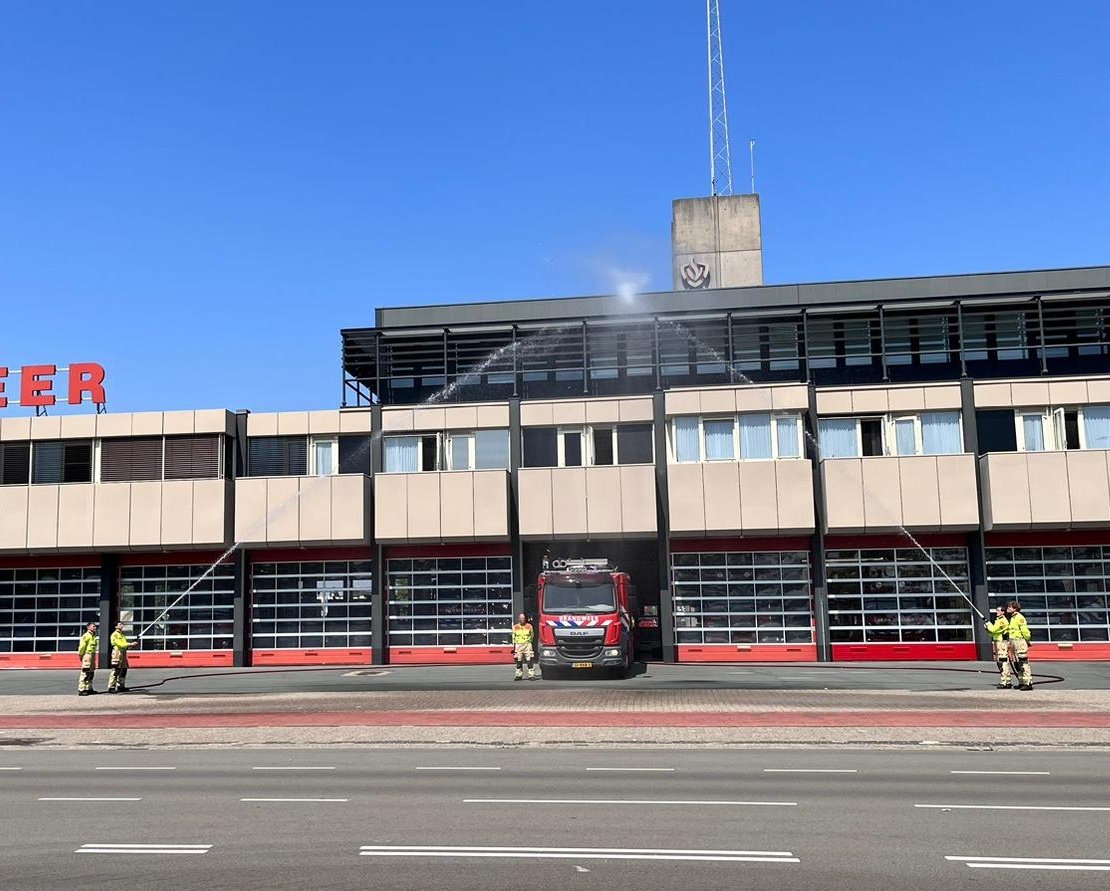 Vandaag mochten wij in de stad Groningen de vaardigheidstoetsen van het <a href="/ABWC1/">ABWC</a> organiseren. Hard werken en veel zweten, voor ploegen, jury en helpers! En natuurlijk hadden we ook tussendoor een moment om stil te staan bij de Nationale #brandweerherdenking. sikkom.nl/actueel/Brandw…