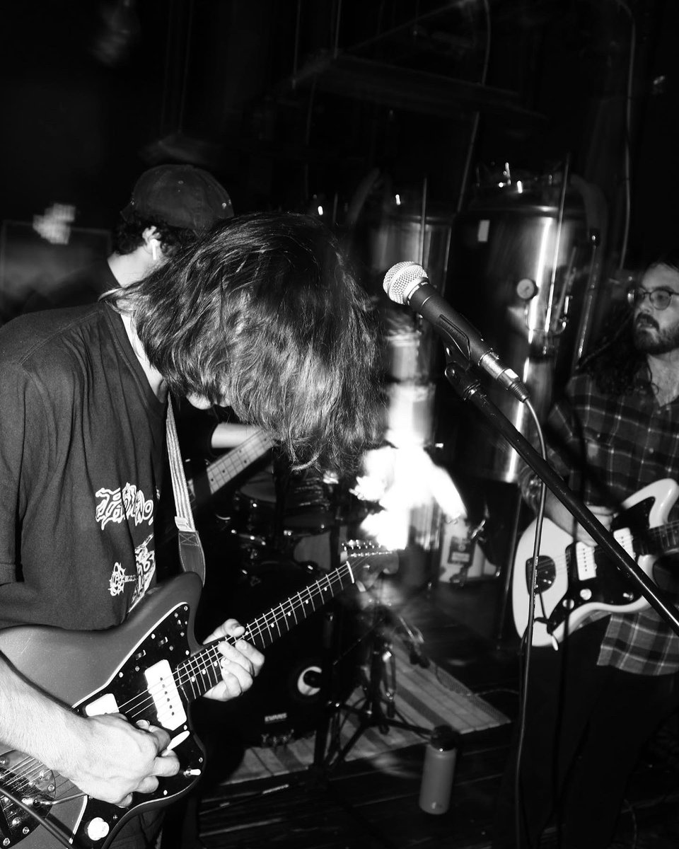xfeeltherotx's tweet photo. flutter, @theruffansmia &amp; @benderhardcore shot by me https://t.co/zAobrH0wUG