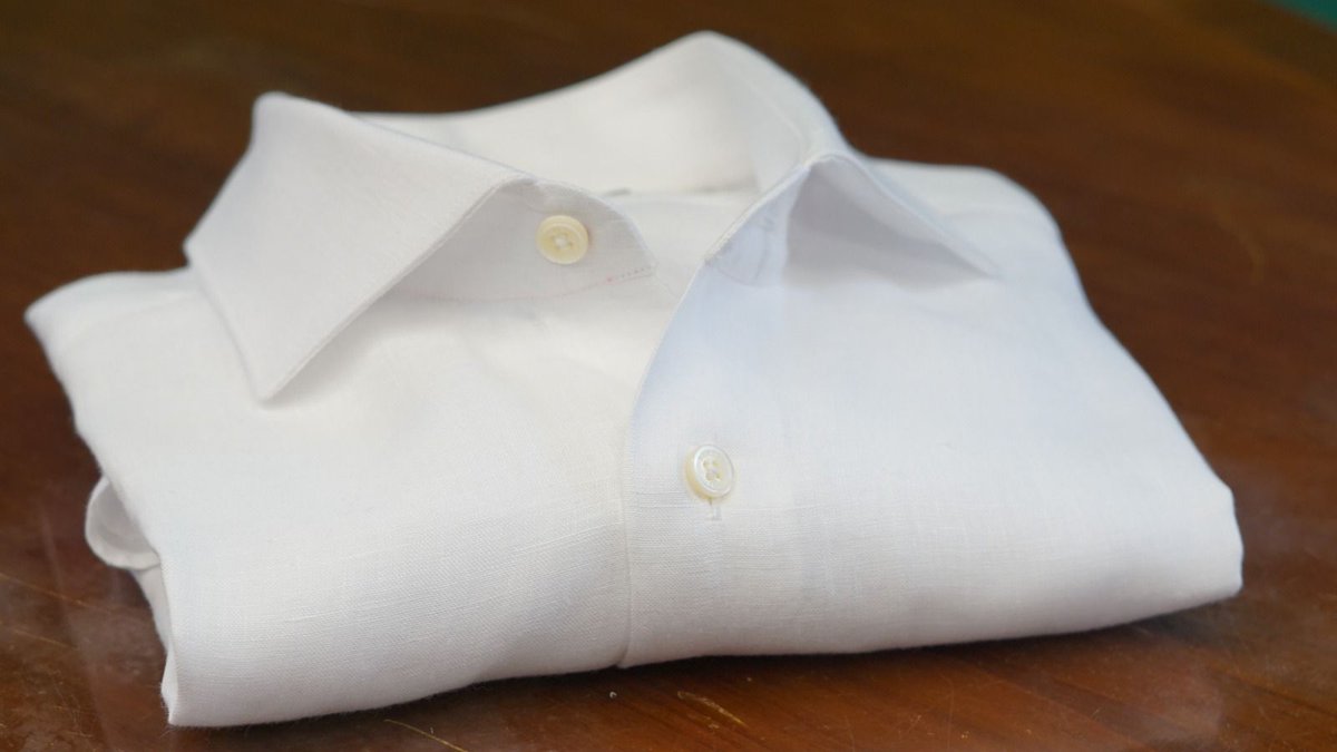 Dive into summer bliss with our 100% linen shirt in a refreshing shade of white. The crisp and clean hue complements any outfit, offering endless styling possibilities.
#summer #summercollection #summerfashion #linen #shirt #rome #italyfashion #newarrivals