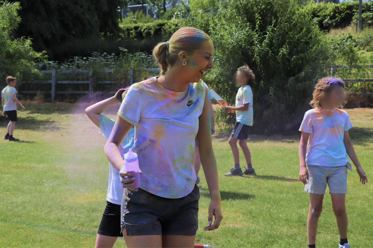 Miss_Johnson_PE's tweet photo. Best. Day. Ever. #colourrun https://t.co/PS8HEc1TV5