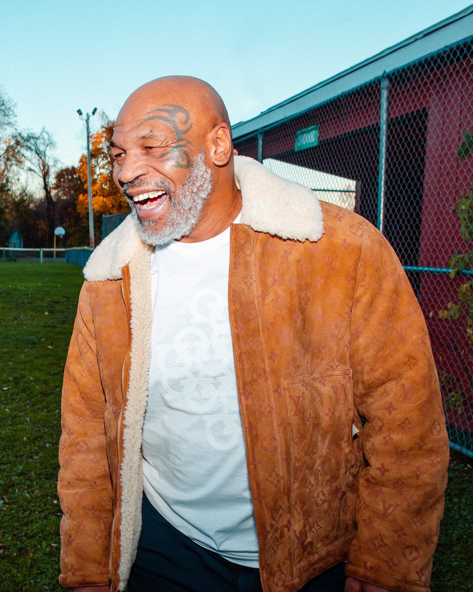 MikeTyson's tweet image. “Gratitude is the attitude.”