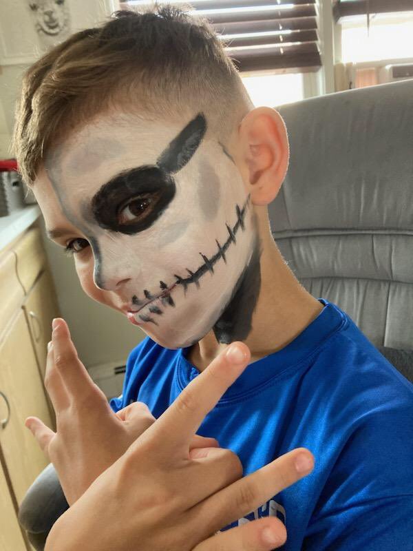 lebe1919's tweet photo. Getting ready for AEW Collision in ChiTown!! @AEW @DarbyAllin @TonyKhan @Sting https://t.co/zlRGXgVVzV