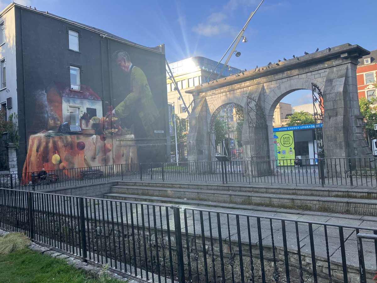 storyofthesei's tweet photo. #newcork looking forward to my second round of @ginamoxley I Fall Down @CorkMidsummer at Crawford Gallery this eve! #divinerecalibration #divinerestoration #laviniafontana #theatre #vulva https://t.co/xDUmKeQ3Xa