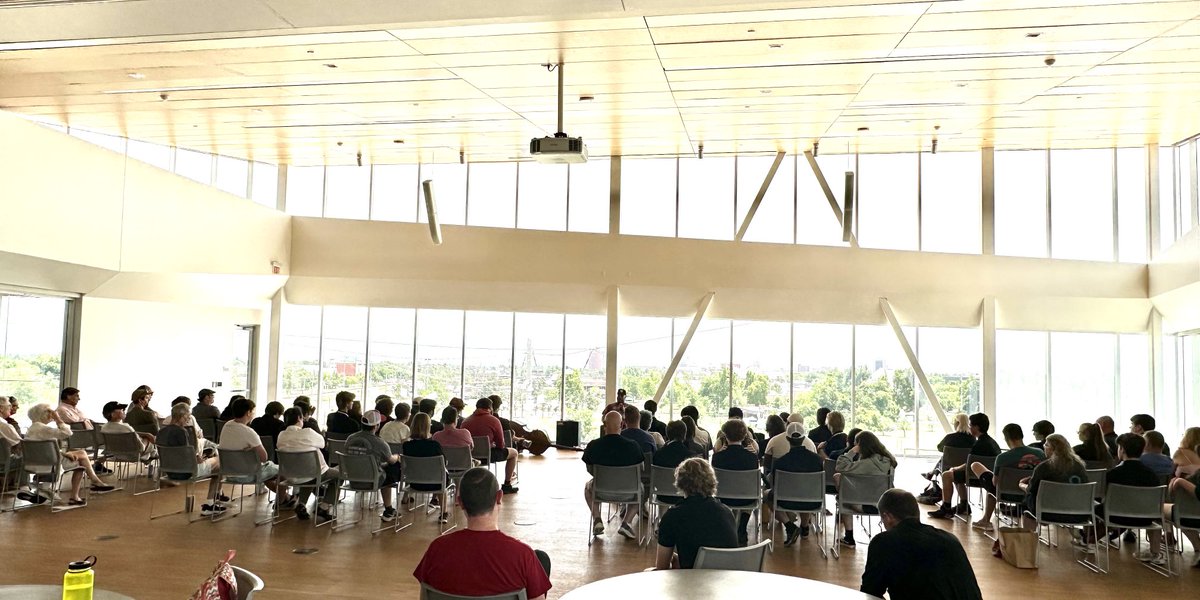 JazzinJune's tweet photo. Full house for the Christian McBride masterclass! https://t.co/bgtgla48TV