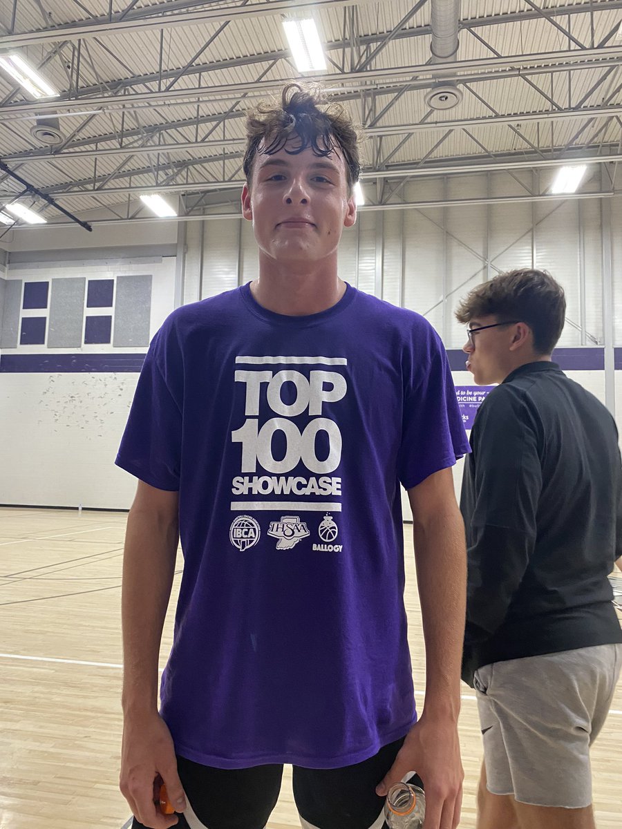 Top 100 workouts at Brownsburg today for Michael, Garrett and Jaelyn.
Go Big Red!! 🏀❤️🏀❤️