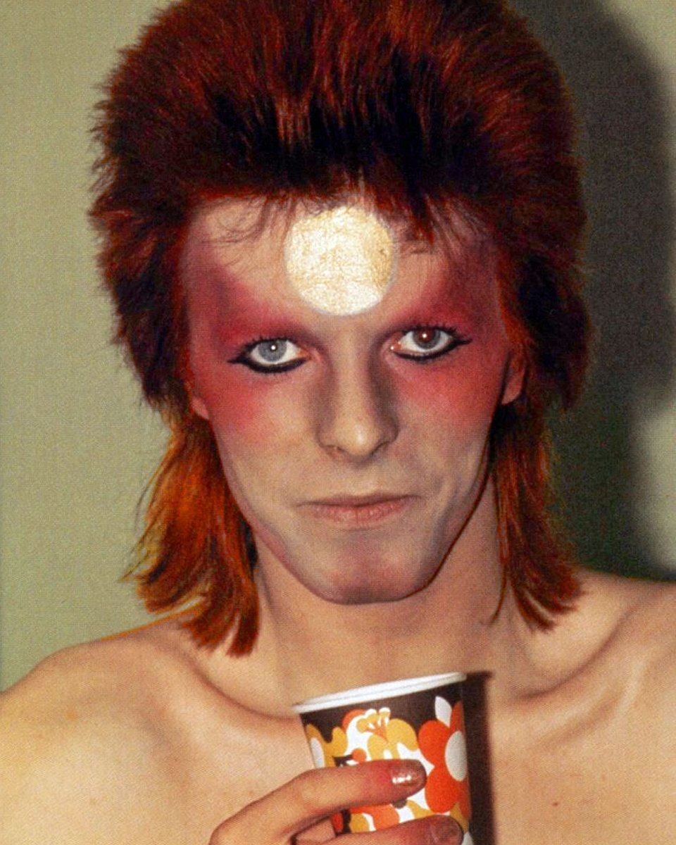 David Bowie Official tweet media