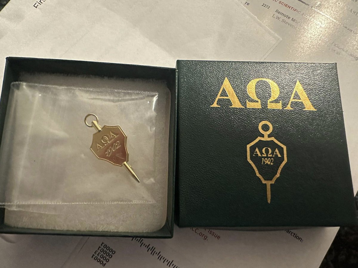 Had the privilege of being  inducted into the AOA this week.
The Alpha Omega Alpha National Medical Honor Society encompasses the top 1% physicians in USA. I’m honored to be a member amongst the likes of 5 Nobel Prize recipients  &amp; 12 US Surgeon Generals. #AOA <a href="/MountSinaiHeart/">Mount Sinai Fuster Heart Hospital</a>