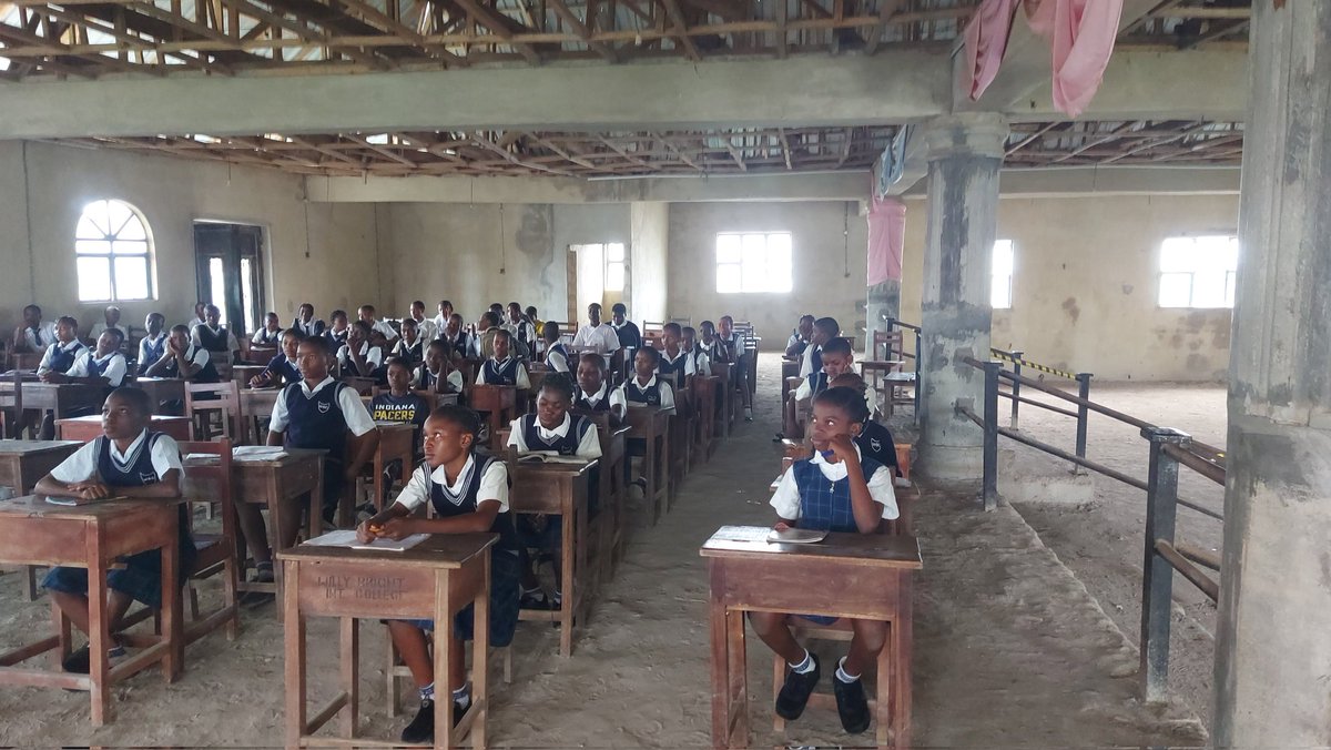 Oluwatoyin Ajala (@madam_sdgs) on Twitter photo We teach SDGs.💥
SDSN Nigeria project lead Ayobami Adelanke in partnership with <a href="/SdgsactF/">SDGsACT FUTA</a> for a secondary school SDGs awareness project held last week at Willy Bright Secondary School, Ondo state. We teach SDGs.💥
SDSN Nigeria project lead Ayobami Adelanke in partnership with <a href="/SdgsactF/">SDGsACT FUTA</a> for a secondary school SDGs awareness project held last week at Willy Bright Secondary School, Ondo state.
