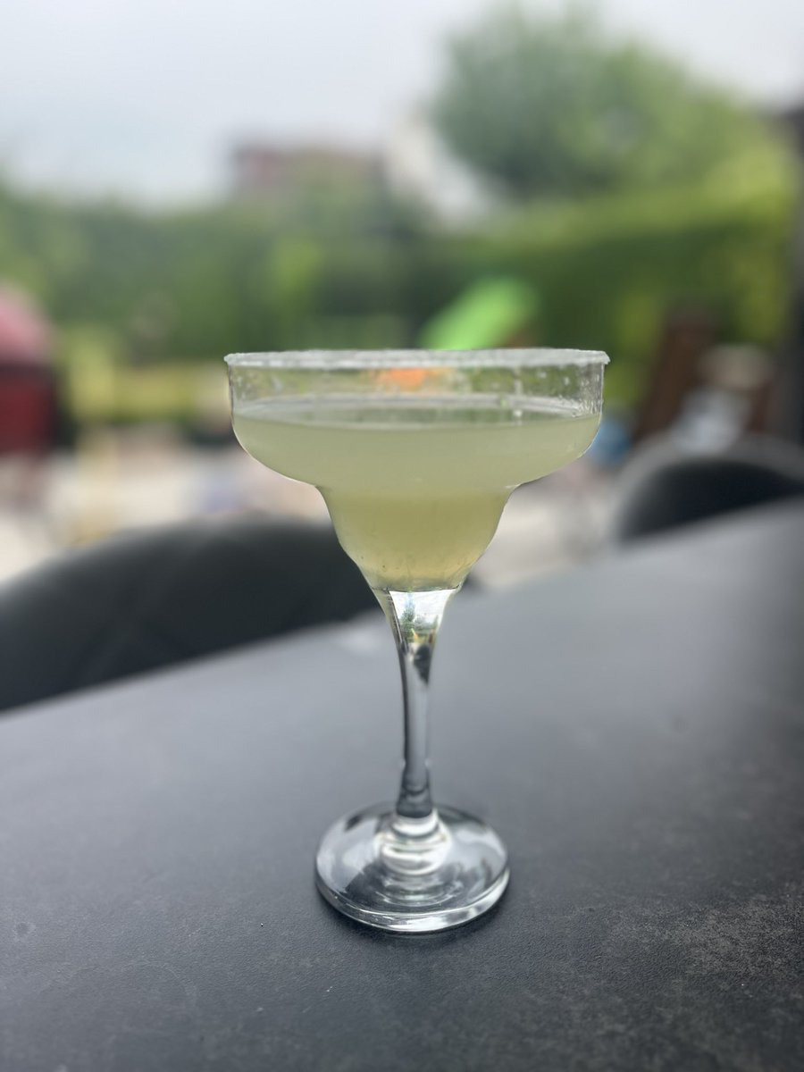 Helen Burness tweet media