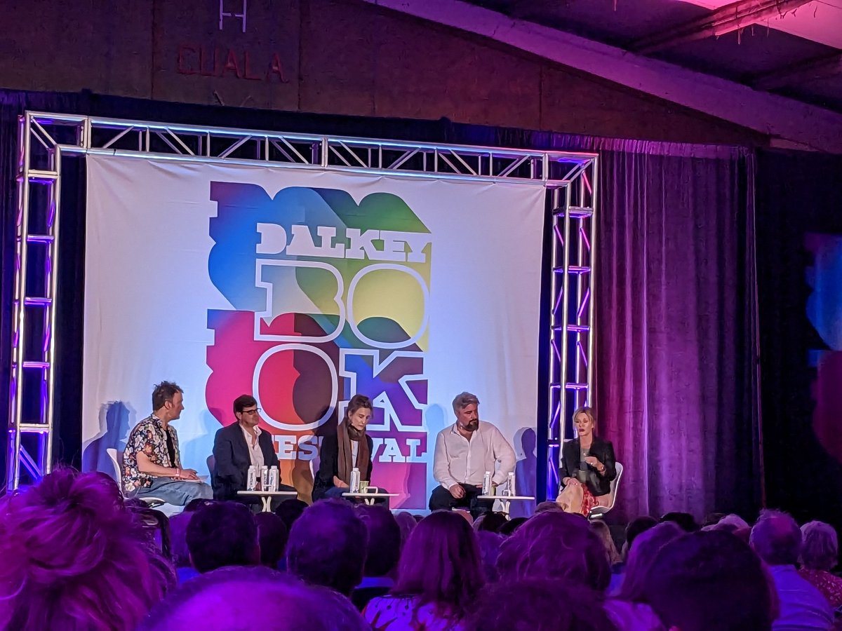 At the Friends with Benefits talk at #dalkeybookfestival about the relationship between Britain and Ireland these days. Andrea Catherwood: "It's never nice when you break up with someone and they end up more successful than you"